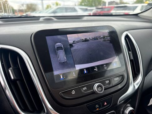 Used 2022 Chevrolet Equinox LT AWD/4WD image 40