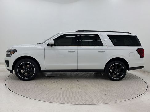 Used 2023 Ford Expedition Max Limited AWD/4WD image 2