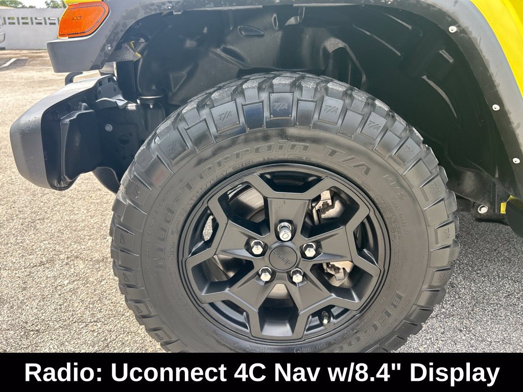 Used 2023 Jeep Gladiator Sport AWD/4WD image 18