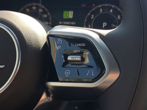 Used 2026 Jaguar F-PACE R-Dynamic S AWD/4WD image 29