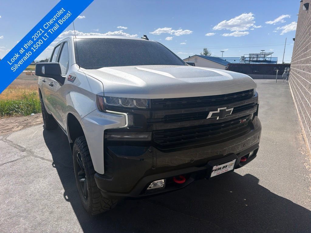 Used 2021 Chevrolet Silverado 1500 LT Trail Boss AWD/4WD image 3