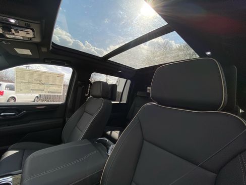 New 2026 GMC Yukon XL Elevation image 17