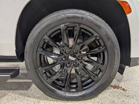 Used 2023 Cadillac Escalade Sport image 14