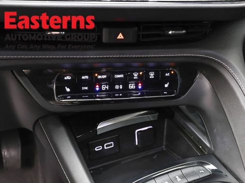Used 2022 Buick Envision Preferred FWD image 20