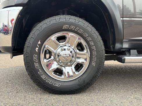 Used 2017 RAM 2500 Tradesman w/ Chrome Appearance Group AWD/4WD image 11