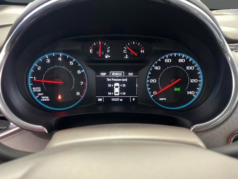 Used 2021 Chevrolet Malibu LT FWD image 17