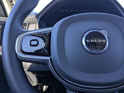 Used 2025 Volvo XC90 B6 Plus w/ Protection Package Premier image 14