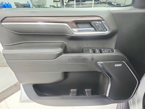 Used 2022 GMC Sierra 1500 SLT w/ SLT Premium Plus Package image 36