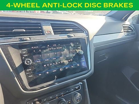 Used 2021 Volkswagen Tiguan SE R-Line image 19