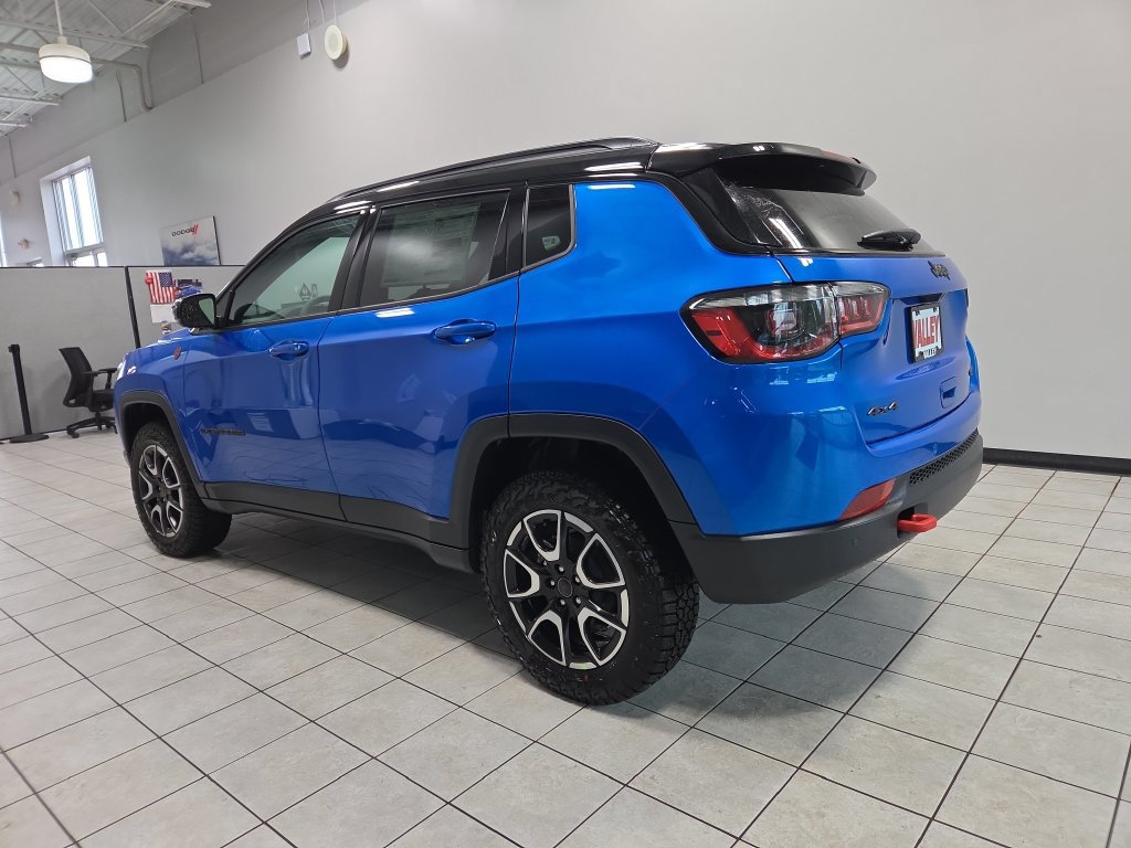 New 2026 Jeep Compass Trailhawk AWD/4WD image 5