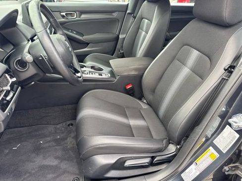 Used 2025 Honda Civic Sport image 7