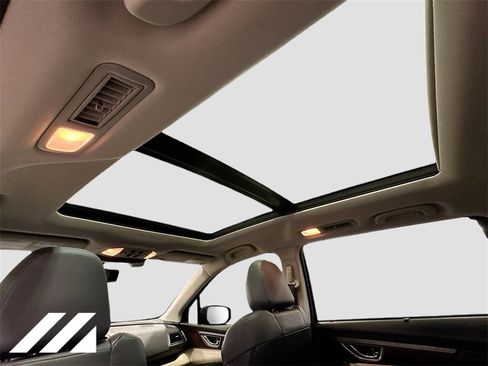 Used 2022 Subaru Ascent Touring image 23