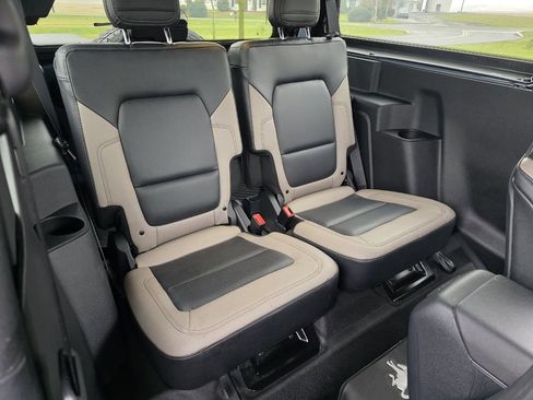 Used 2024 Ford Bronco Big Bend image 16