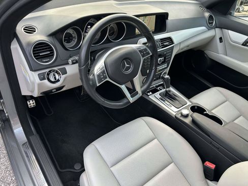 Used 2014 Mercedes-Benz C 250 Sedan image 16
