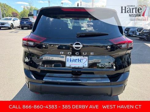 Certified 2024 Nissan Rogue SV w/ SV Premium Package AWD/4WD image 6