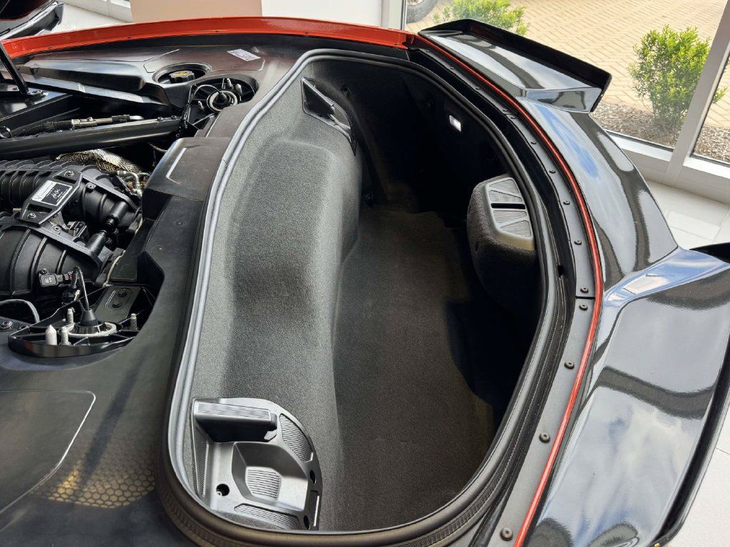 Used 2025 Chevrolet Corvette Z06 w/ Battery Protection Package RWD image 16