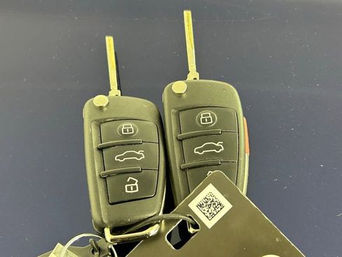 Used 2022 Audi Q3 2.0T Premium w/ Convenience Package image 37