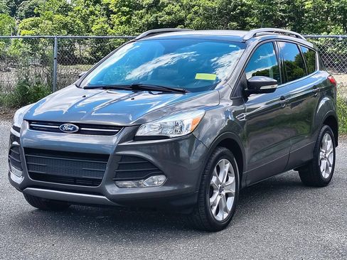 Used 2016 Ford Escape Titanium AWD/4WD image 3