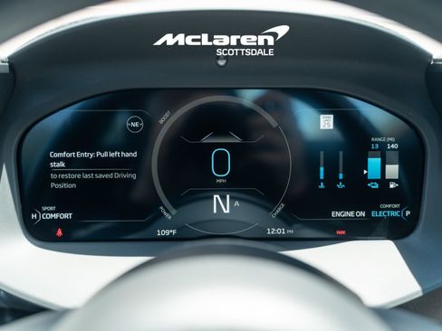 Used 2023 McLaren Artura RWD image 14