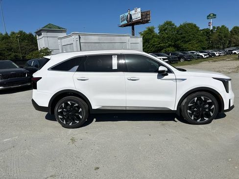 New 2026 Kia Sorento SX FWD image 8