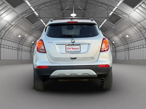 Used 2020 Buick Encore Essence AWD/4WD image 6