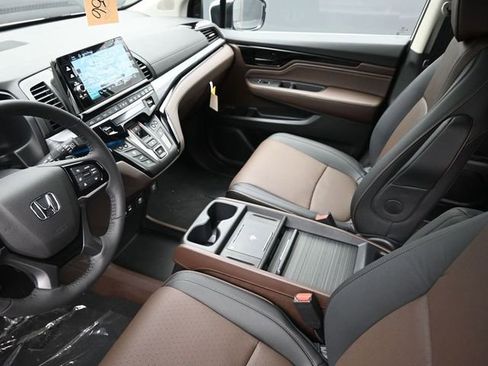 New 2026 Honda Odyssey Elite image 16