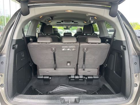 Used 2018 Honda Odyssey Elite image 12