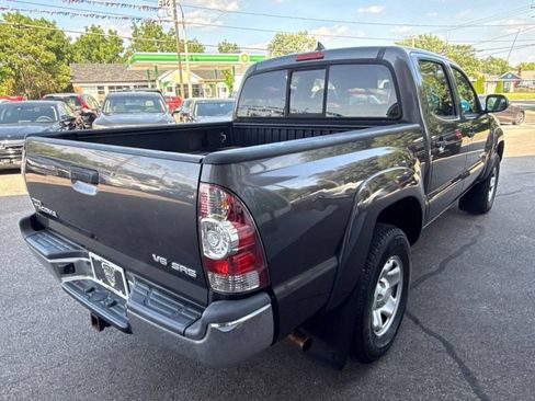 Used 2012 Toyota Tacoma 4x4 Double Cab w/ SR5 Pkg image 5