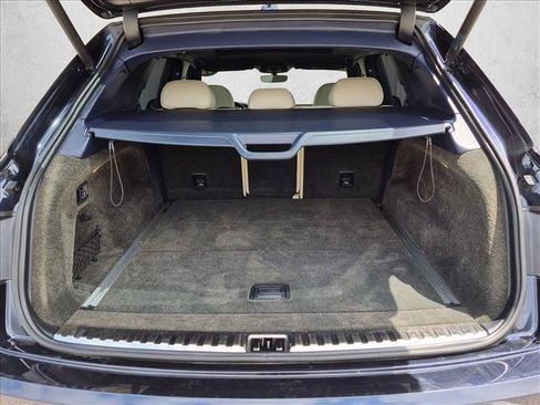 Used 2019 Bentley Bentayga AWD/4WD image 6