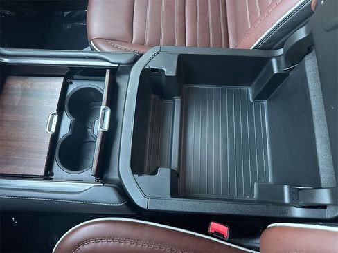 Used 2023 GMC Yukon XL Denali Ultimate image 24