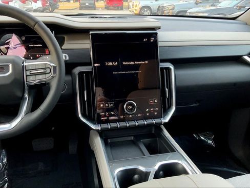 New 2026 GMC Acadia Elevation FWD image 7