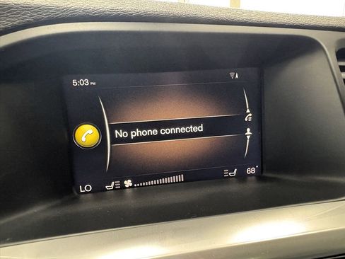 Used 2018 Volvo V60 T5 Cross Country w/ Convenience Package image 27