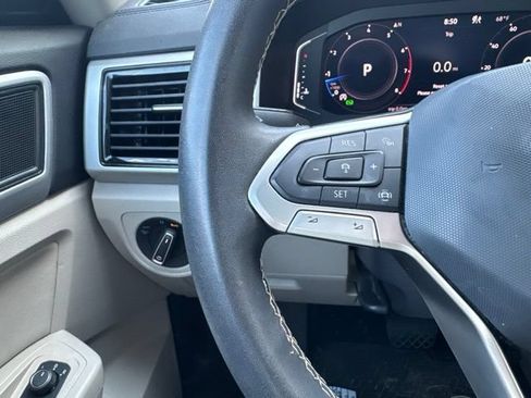 Certified 2023 Volkswagen Atlas SE w/ Panoramic Sunroof Package AWD/4WD image 17