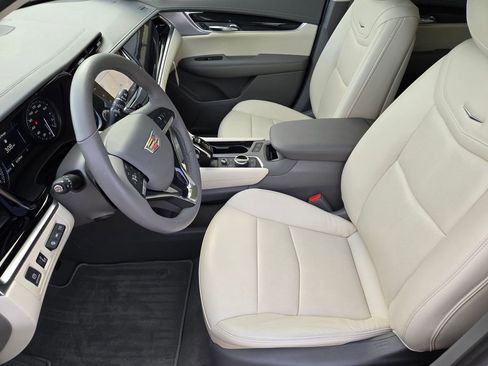 New 2025 Cadillac XT6 Premium Luxury w/ Technology Package image 11