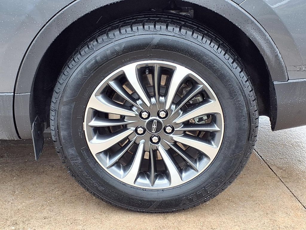 Certified 2023 Lincoln Nautilus AWD image 28