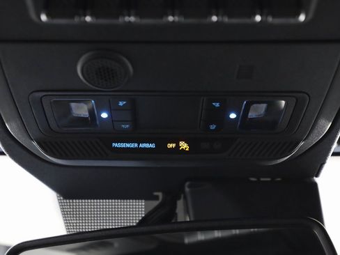 Used 2023 Ford Bronco Wildtrak image 39