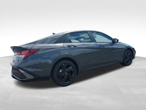 New 2026 Hyundai Elantra Sport FWD image 5