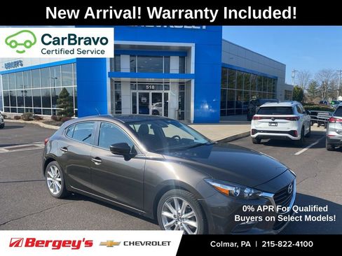 Used 2017 MAZDA MAZDA3 Touring image 1