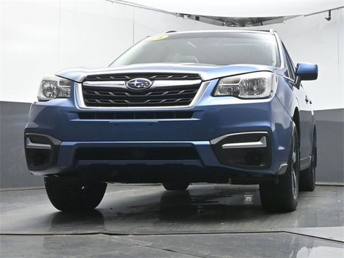 Used 2018 Subaru Forester 2.5i Premium w/ All-Weather Package image 34