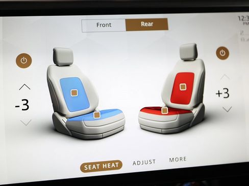 Used 2023 Land Rover Range Rover SE image 26