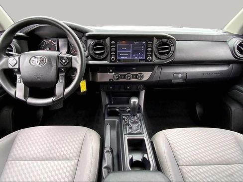 Used 2021 Toyota Tacoma SR w/ SR Convenience Package RWD image 15