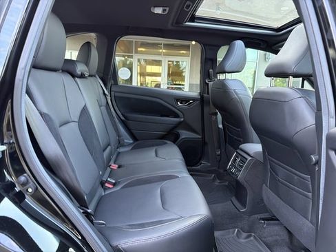 Used 2026 Subaru Forester Touring AWD/4WD image 16