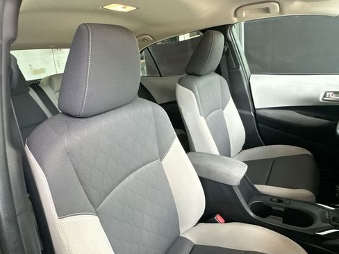 Used 2024 Toyota Corolla LE FWD image 27
