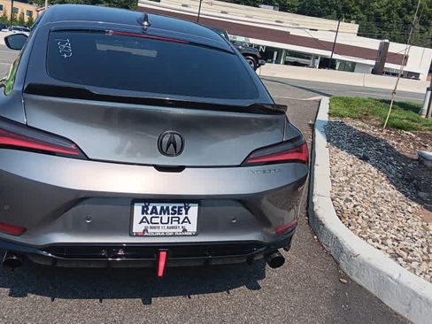 Used 2023 Acura Integra A-Spec FWD image 4