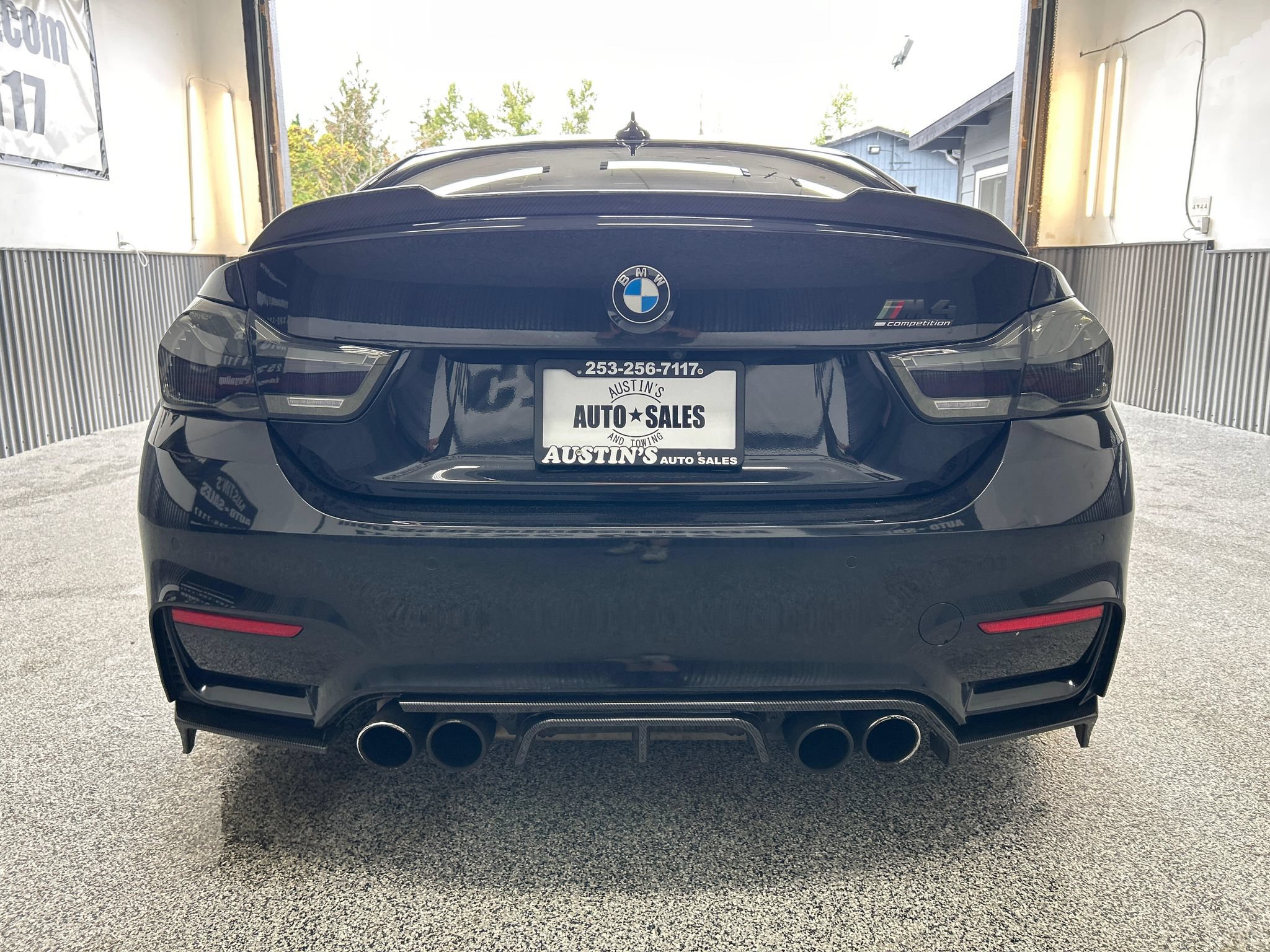 Used 2015 BMW M4 Coupe RWD image 5