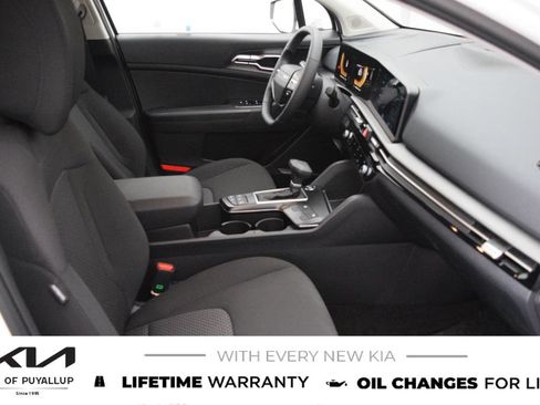 New 2026 Kia Sportage LX AWD/4WD image 16