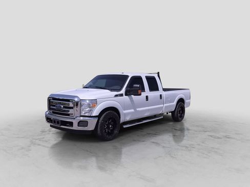 Used 2015 Ford F250 XLT RWD image 4