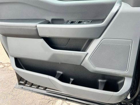 Used 2023 Ford F150 XLT w/ XTR Package image 29