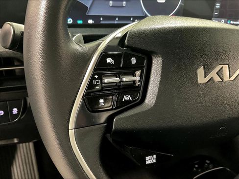 Used 2023 Kia EV6 Wind image 23