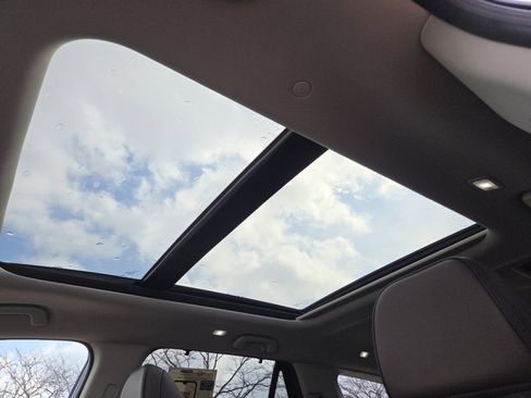 New 2026 Honda Pilot Elite image 3